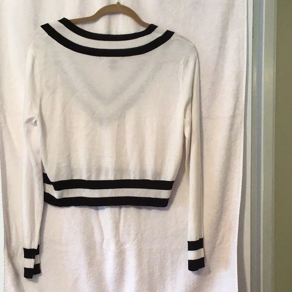 Sweater - Picture 2 of 2